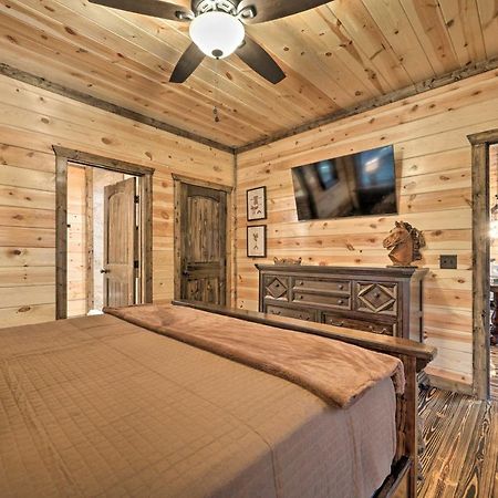 Broken Bow Cabin Deck With Hot Tub And Pool Table! Exterior foto
