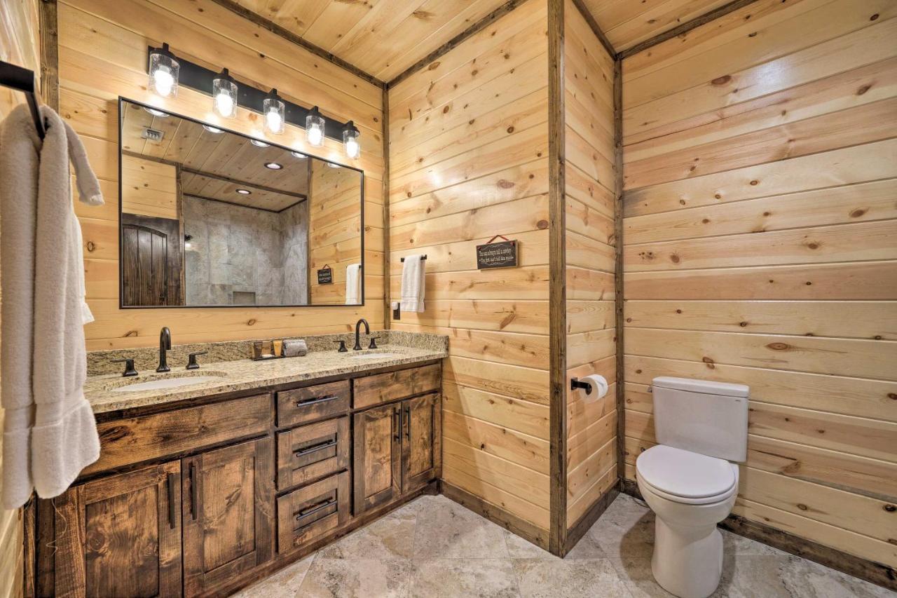 Broken Bow Cabin Deck With Hot Tub And Pool Table! Exterior foto
